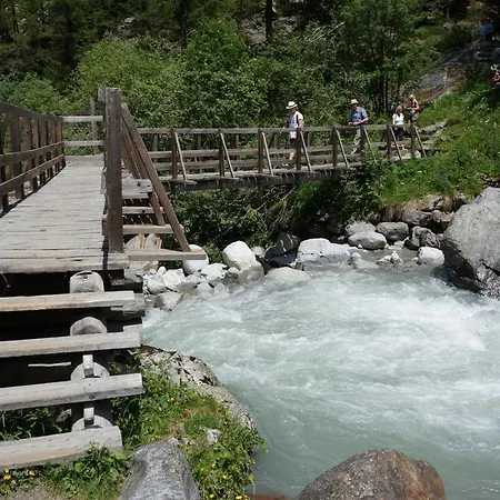 Le Chalet