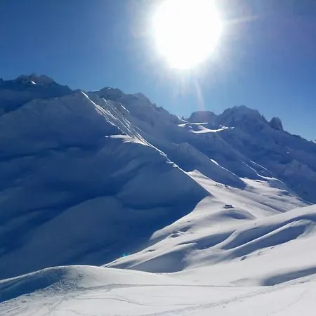 Chalet Le *